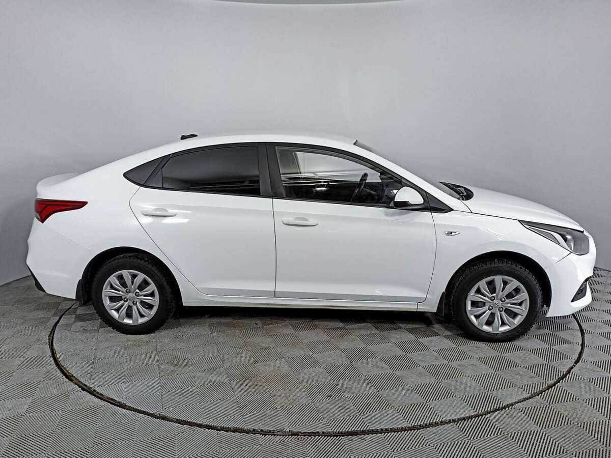 Hyundai Solaris 2017 года с пробегом. Фото: #3