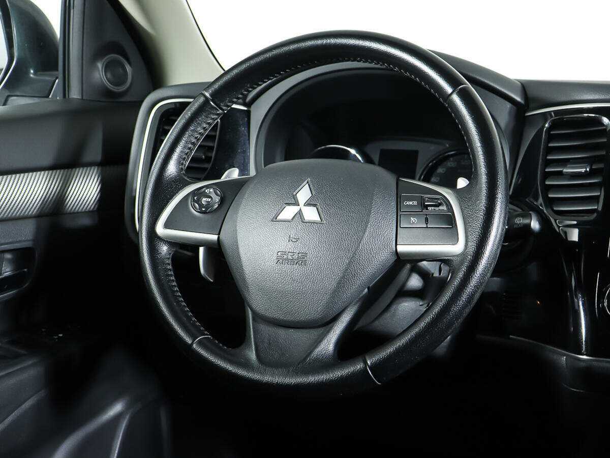 Mitsubishi Outlander 2013 года с пробегом. Фото: #13