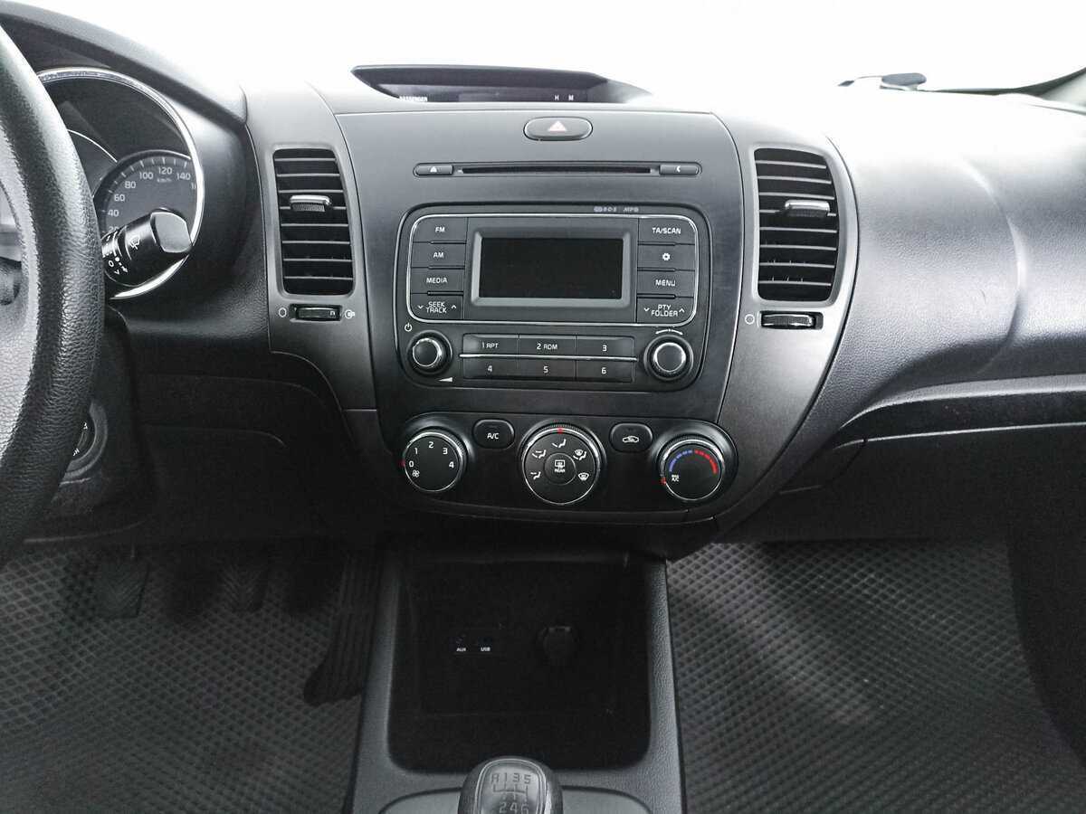Kia Cerato 2014 года с пробегом. Фото: #12
