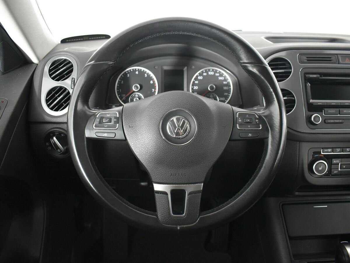 Volkswagen Tiguan 2012 года с пробегом. Фото: #9