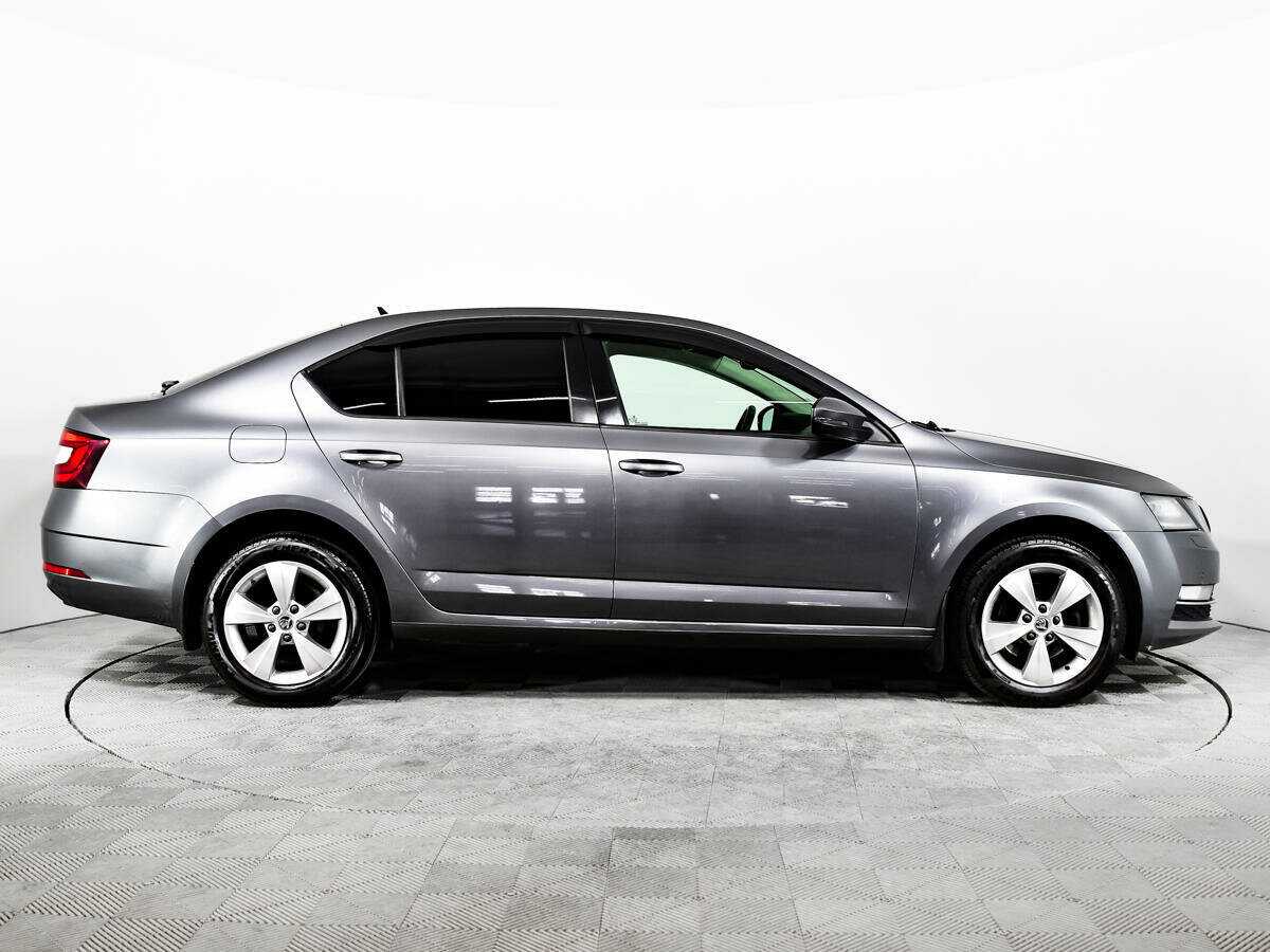 Skoda Octavia 2019 года с пробегом. Фото: #3