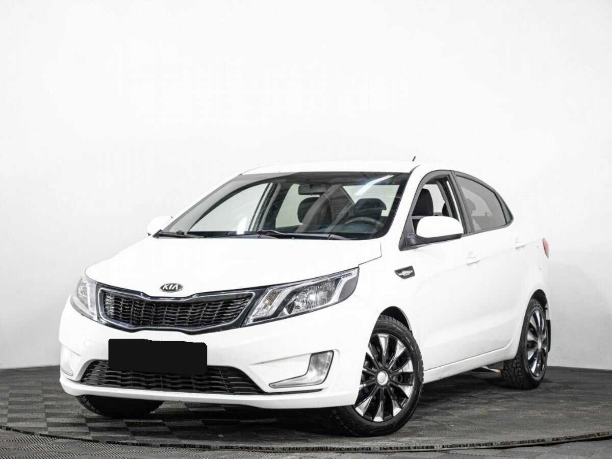 Kia Rio 2013 года с пробегом. Посмотреть фото
