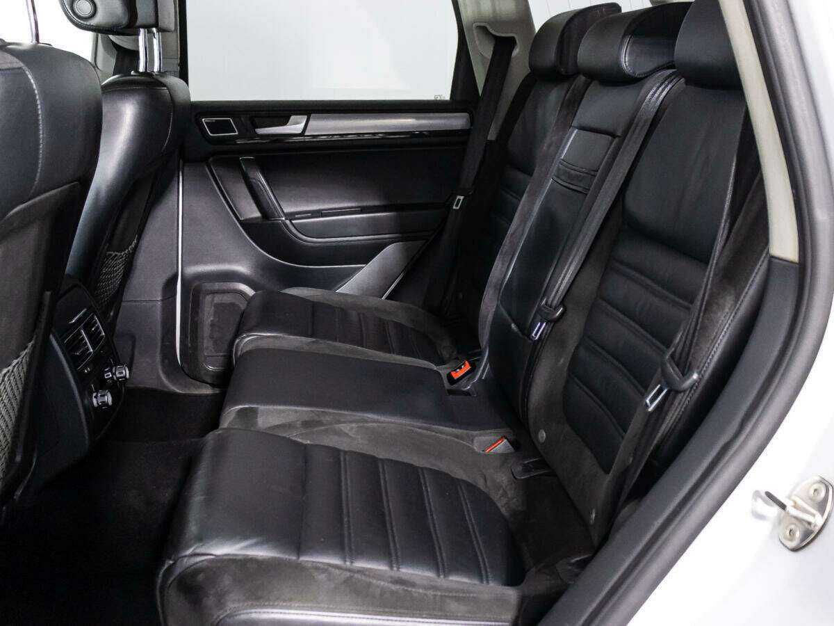 Volkswagen Touareg 2012 года с пробегом. Фото: #9