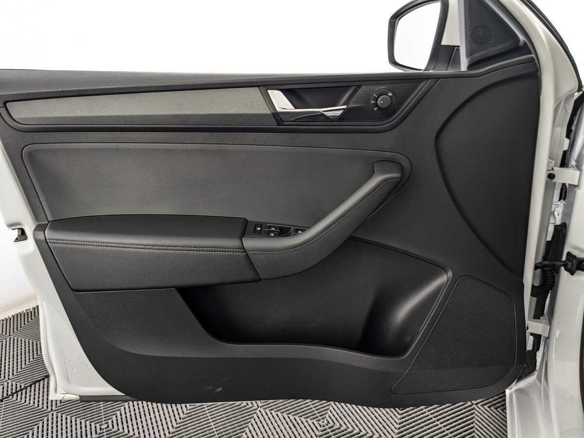 Skoda Rapid 2020 года с пробегом. Фото: #14