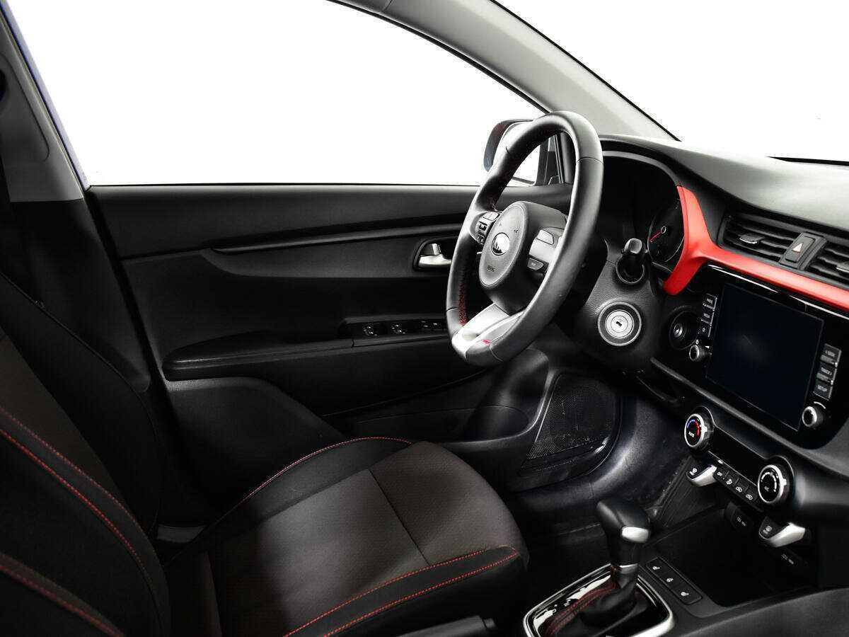 Kia Rio 2021 года с пробегом. Фото: #6