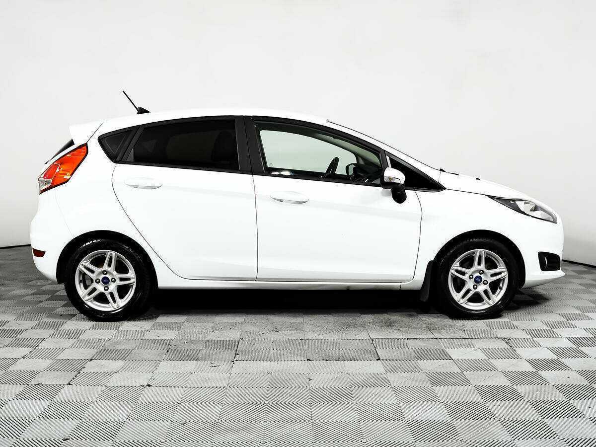 Ford Fiesta 2016 года с пробегом. Фото: #3