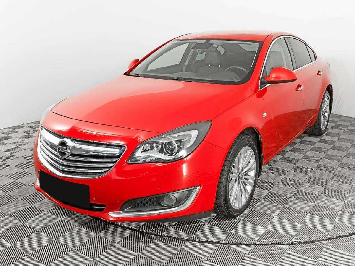 Opel Insignia 2015 года с пробегом. Посмотреть фото