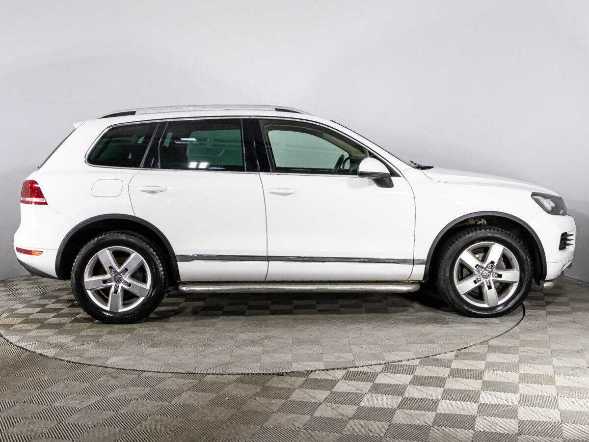 Volkswagen Touareg 2013 года с пробегом. Фото: #3