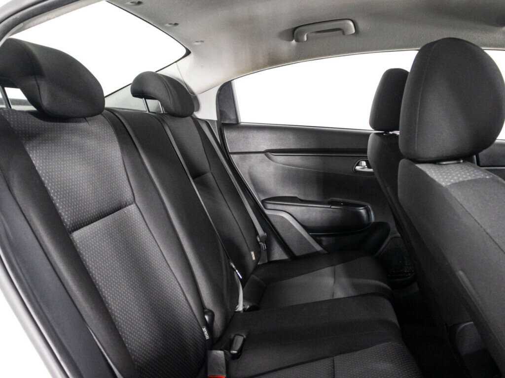 Kia Rio 2020 года с пробегом. Фото: #22