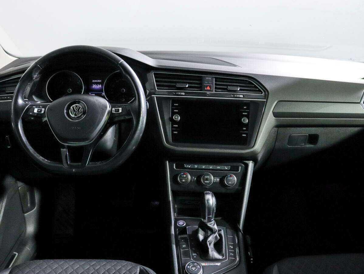 Volkswagen Tiguan 2018 года с пробегом. Фото: #9