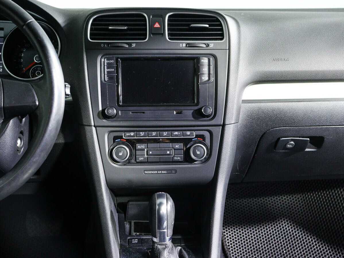 Volkswagen Golf 2012 года с пробегом. Фото: #11