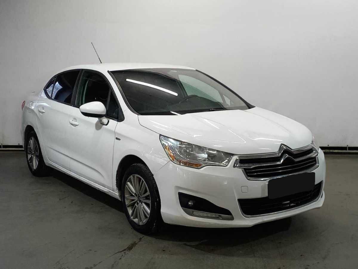 Citroen C4 2015 года с пробегом. Фото: #2