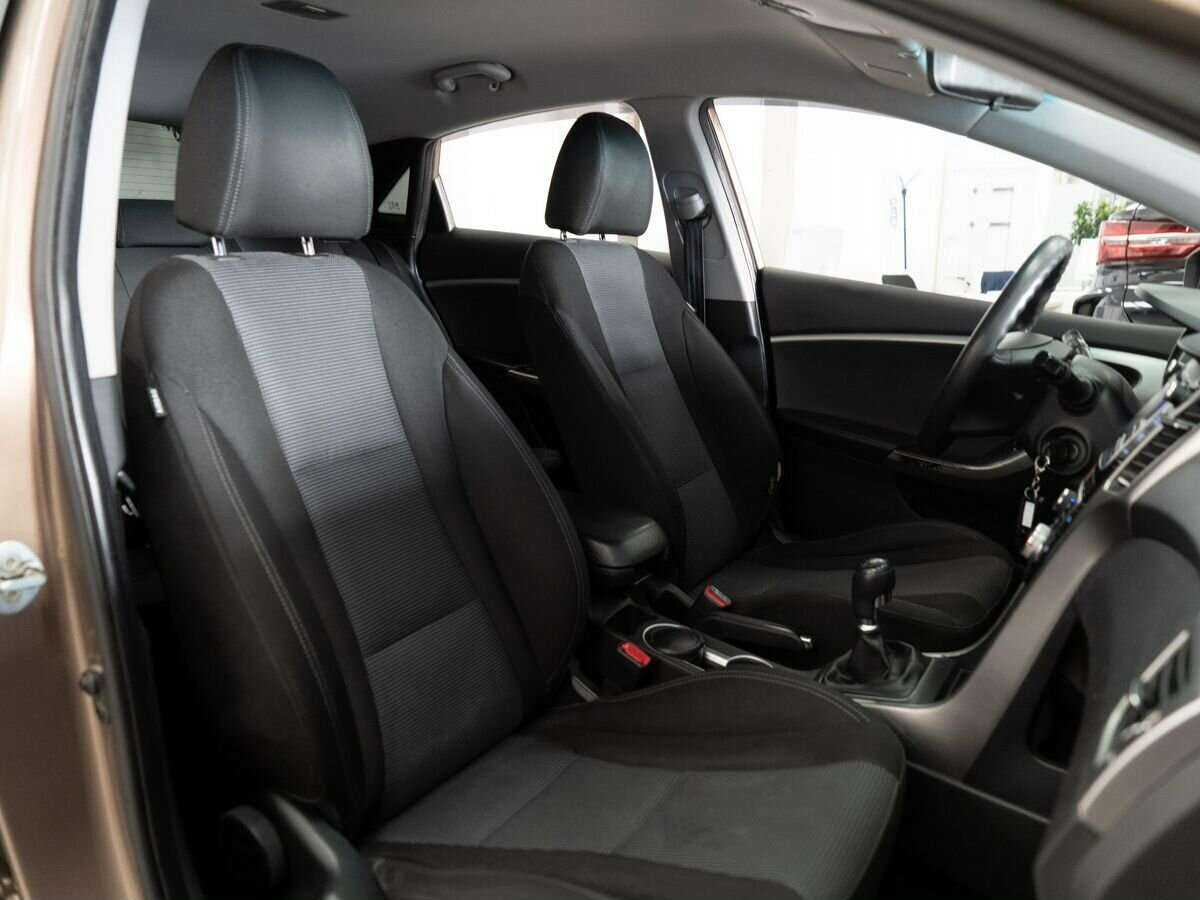 Hyundai i30 2013 года с пробегом. Фото: #8