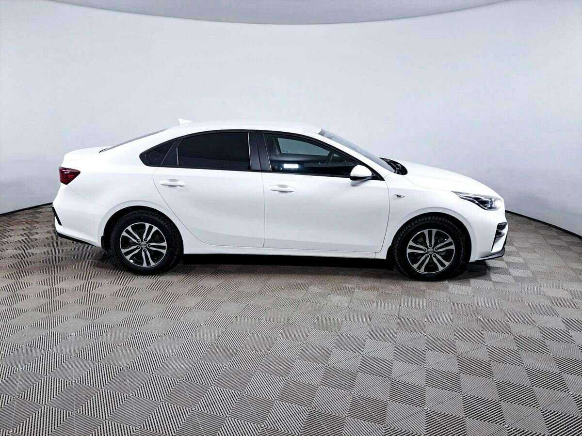 Kia Cerato 2018 года с пробегом. Фото: #3