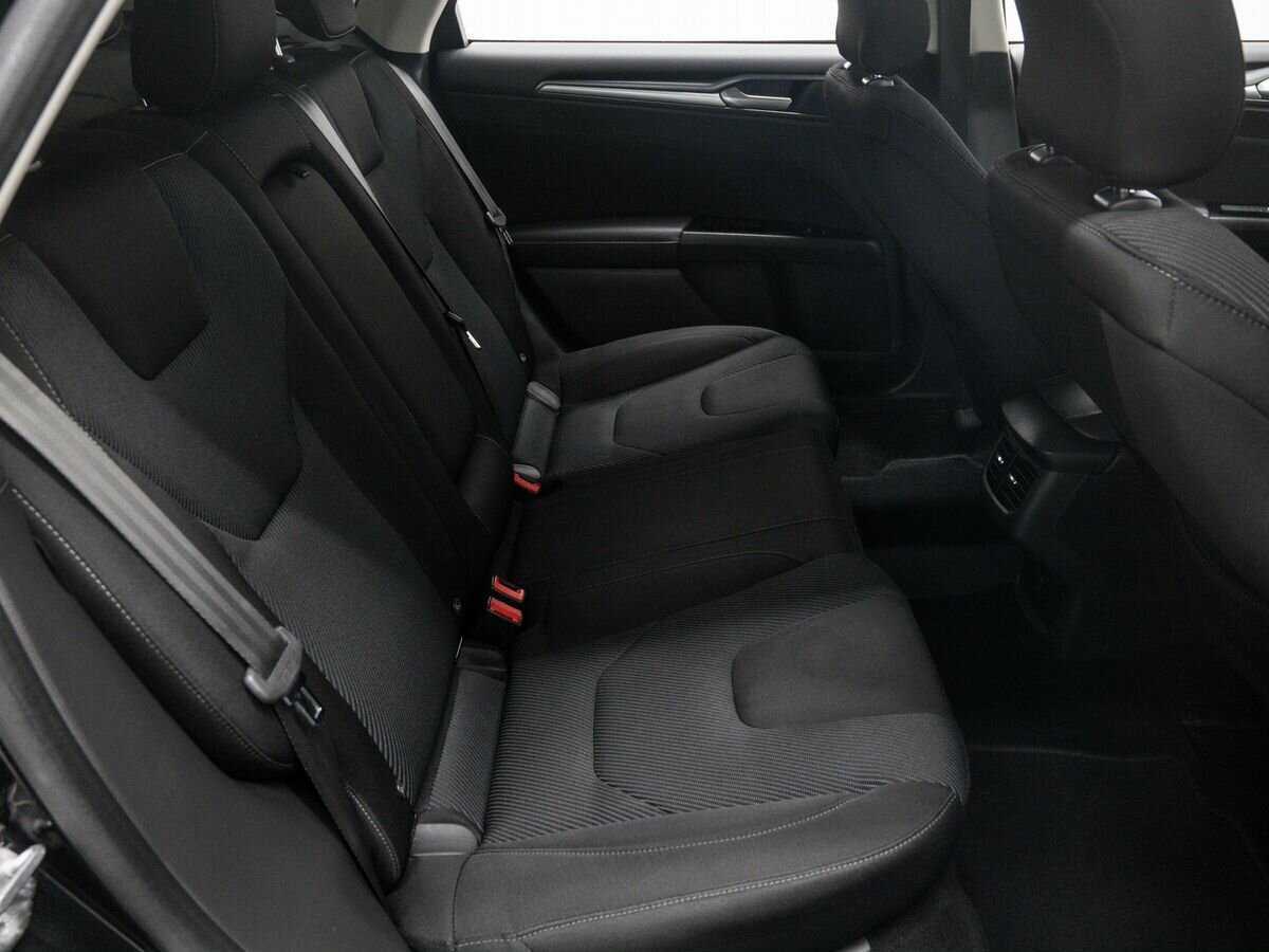 Ford Mondeo 2017 года с пробегом. Фото: #9