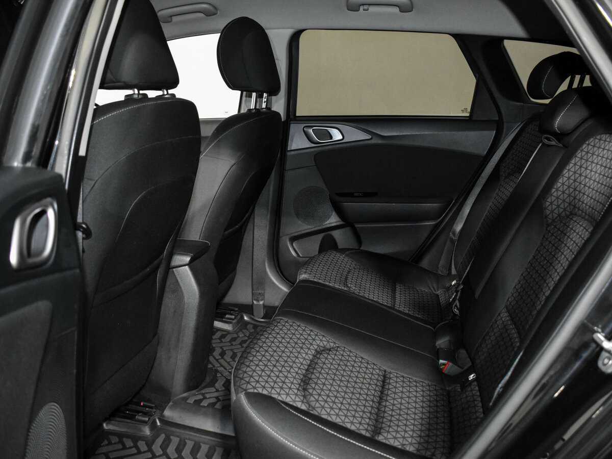 Kia Ceed 2019 года с пробегом. Фото: #10