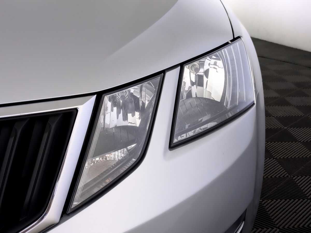Skoda Octavia 2018 года с пробегом. Фото: #16