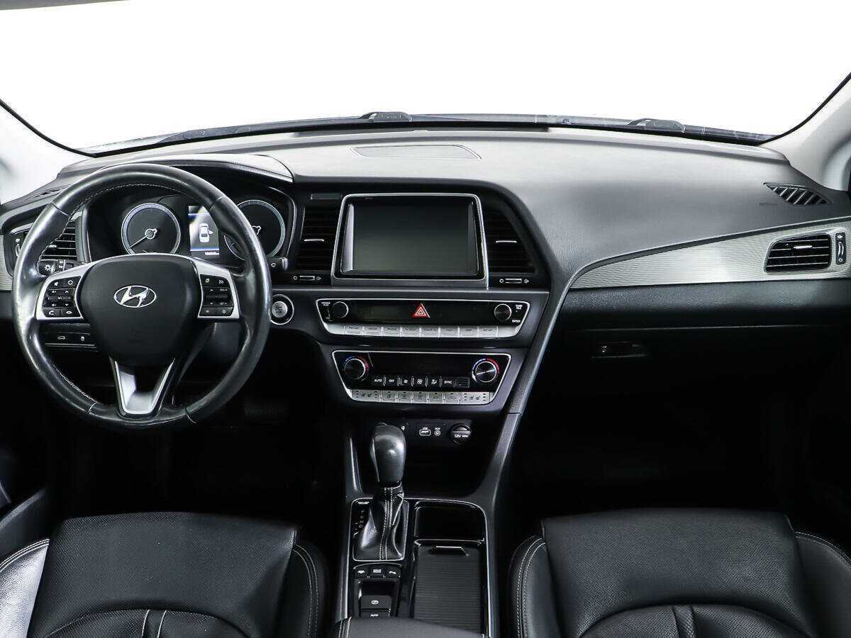Hyundai Sonata 2018 года с пробегом. Фото: #10
