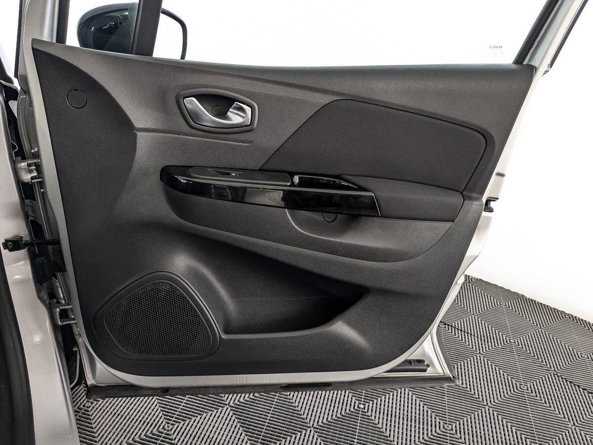 Renault Kaptur 2021 года с пробегом. Фото: #23