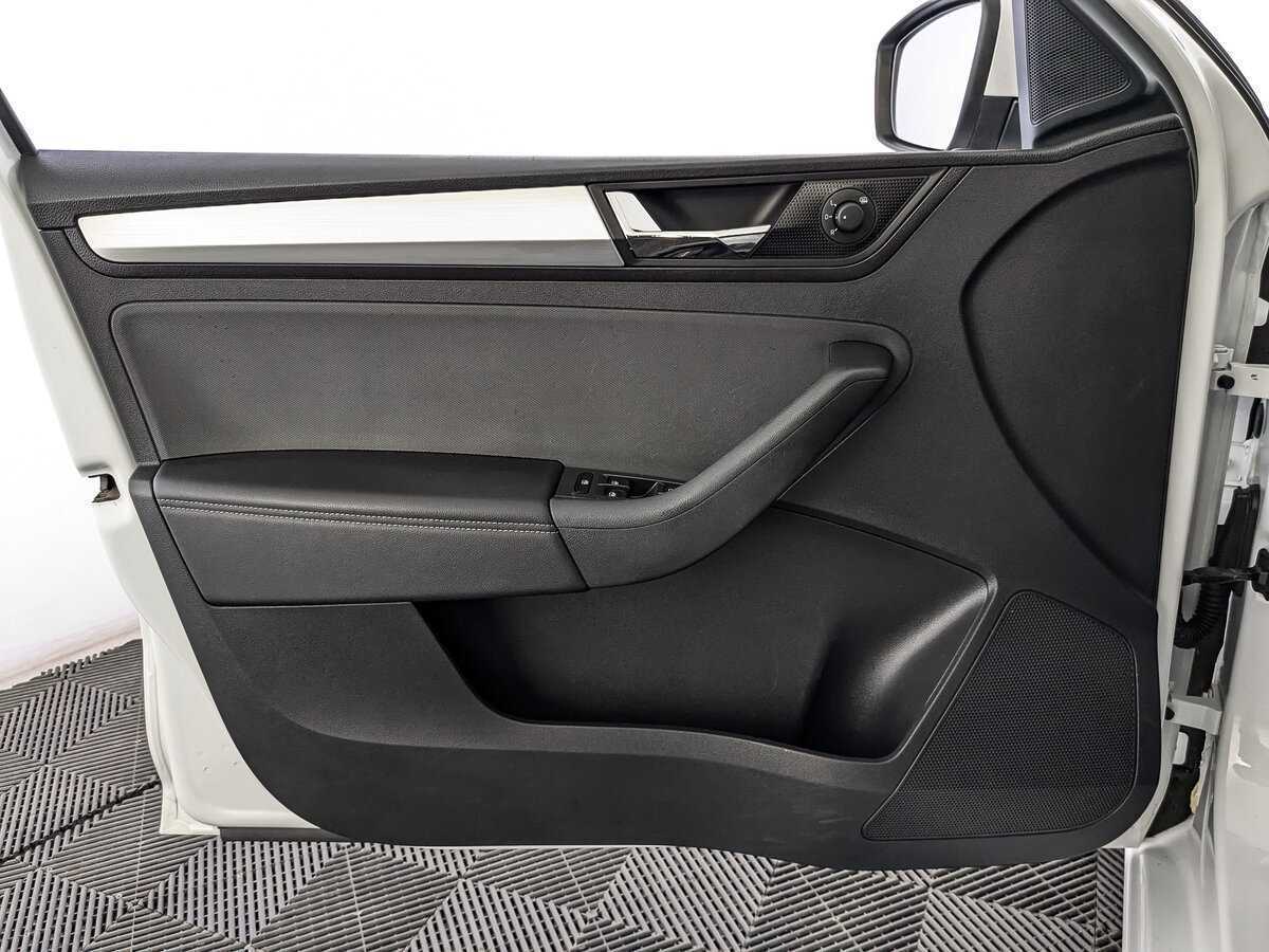 Skoda Rapid 2019 года с пробегом. Фото: #14