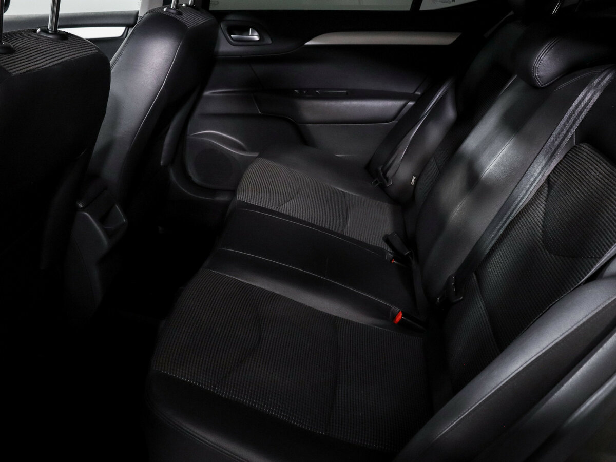 Citroen C4 2016 года с пробегом. Фото: #7