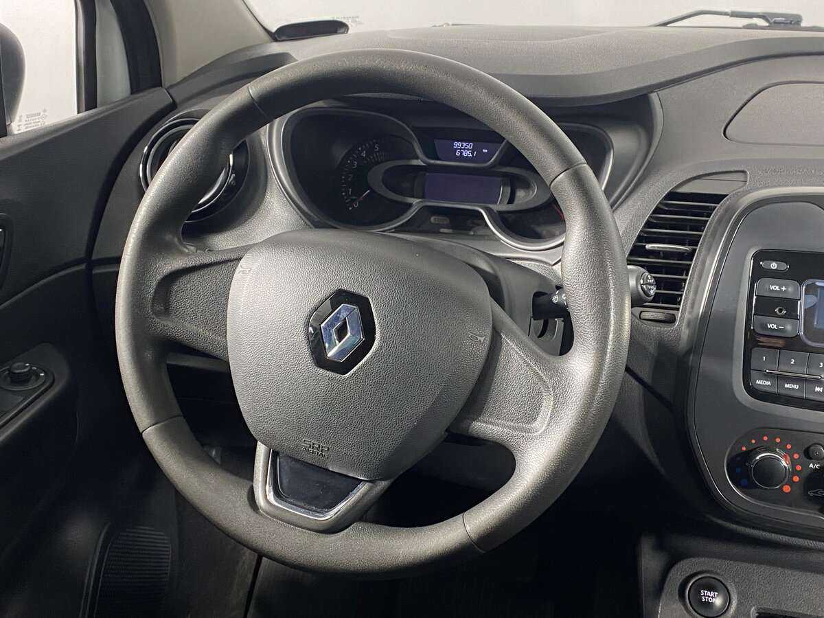 Renault Kaptur 2018 года с пробегом. Фото: #10