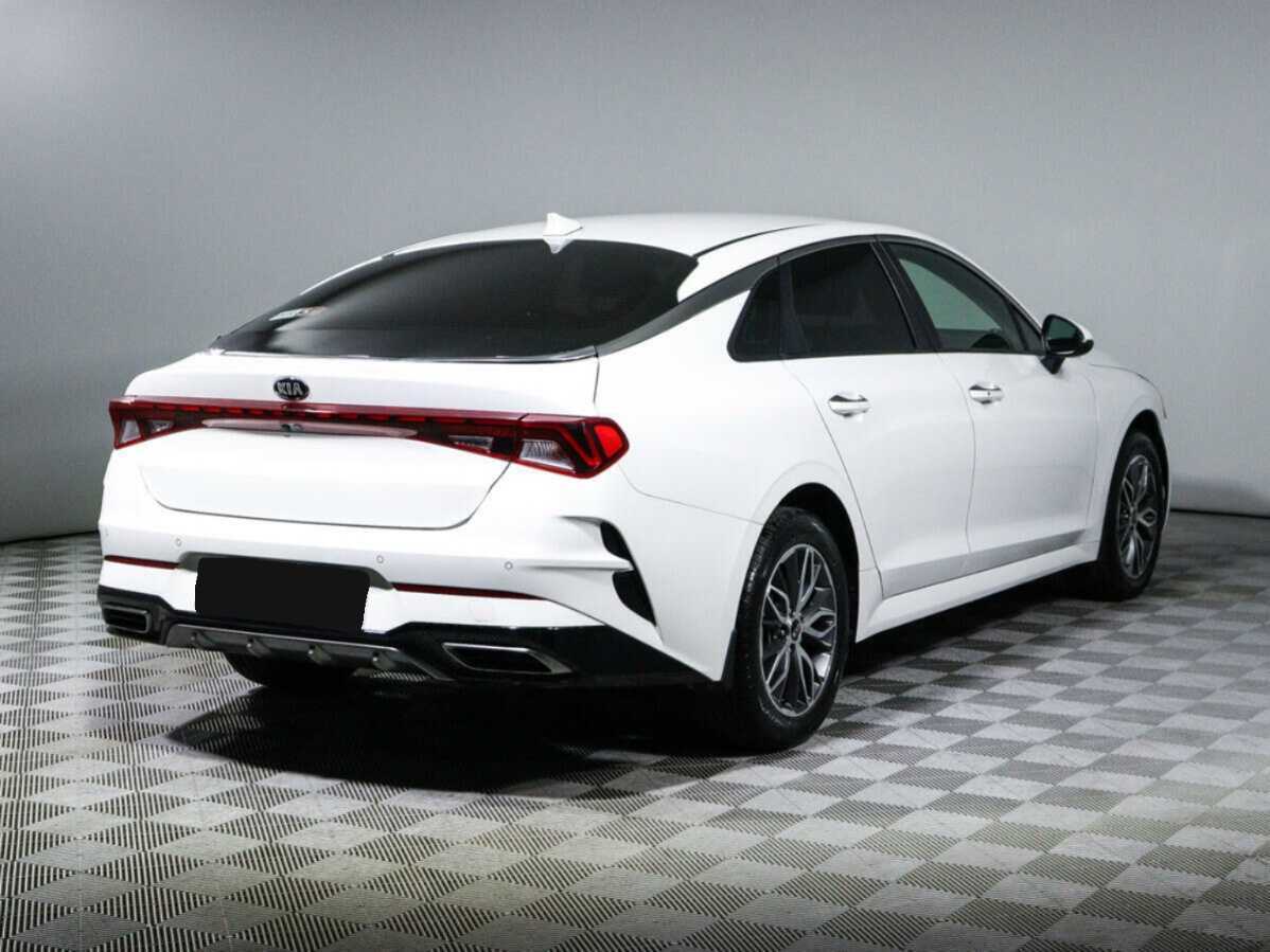 Kia K5 2021 года с пробегом. Фото: #3