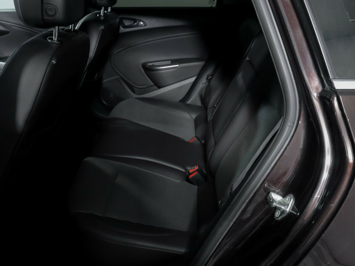 Opel Astra 2012 года с пробегом. Фото: #7