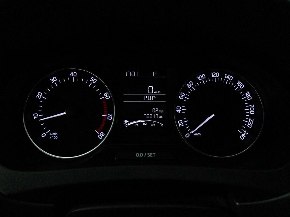 Skoda Rapid 2015 года с пробегом. Фото: #11