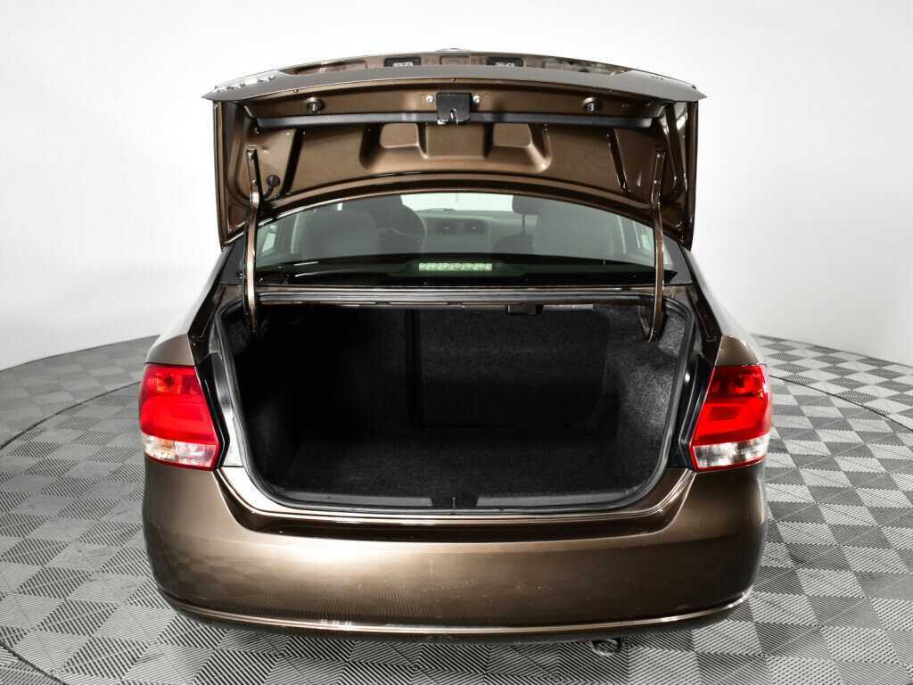 Volkswagen Polo 2015 года с пробегом. Фото: #13