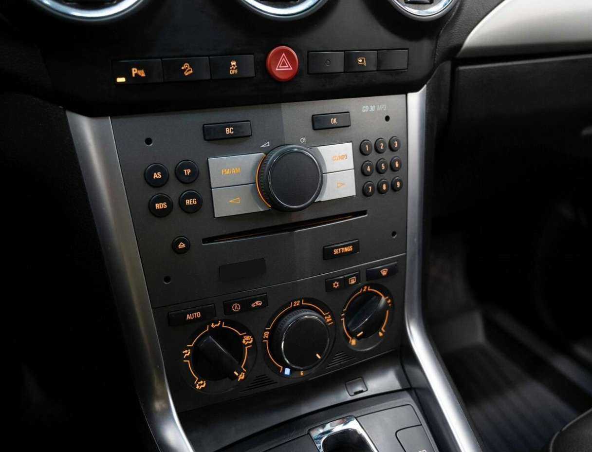 Opel Antara 2013 года с пробегом. Фото: #20