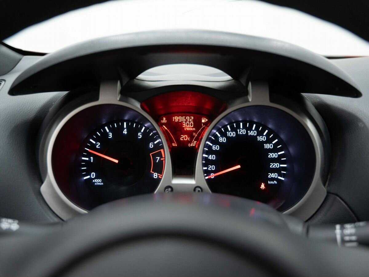 Nissan Juke 2012 года с пробегом. Фото: #14