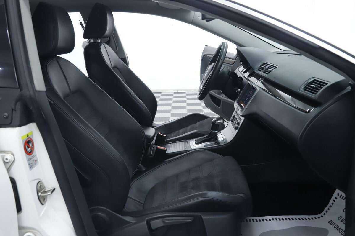 Volkswagen Passat CC 2012 года с пробегом. Фото: #16