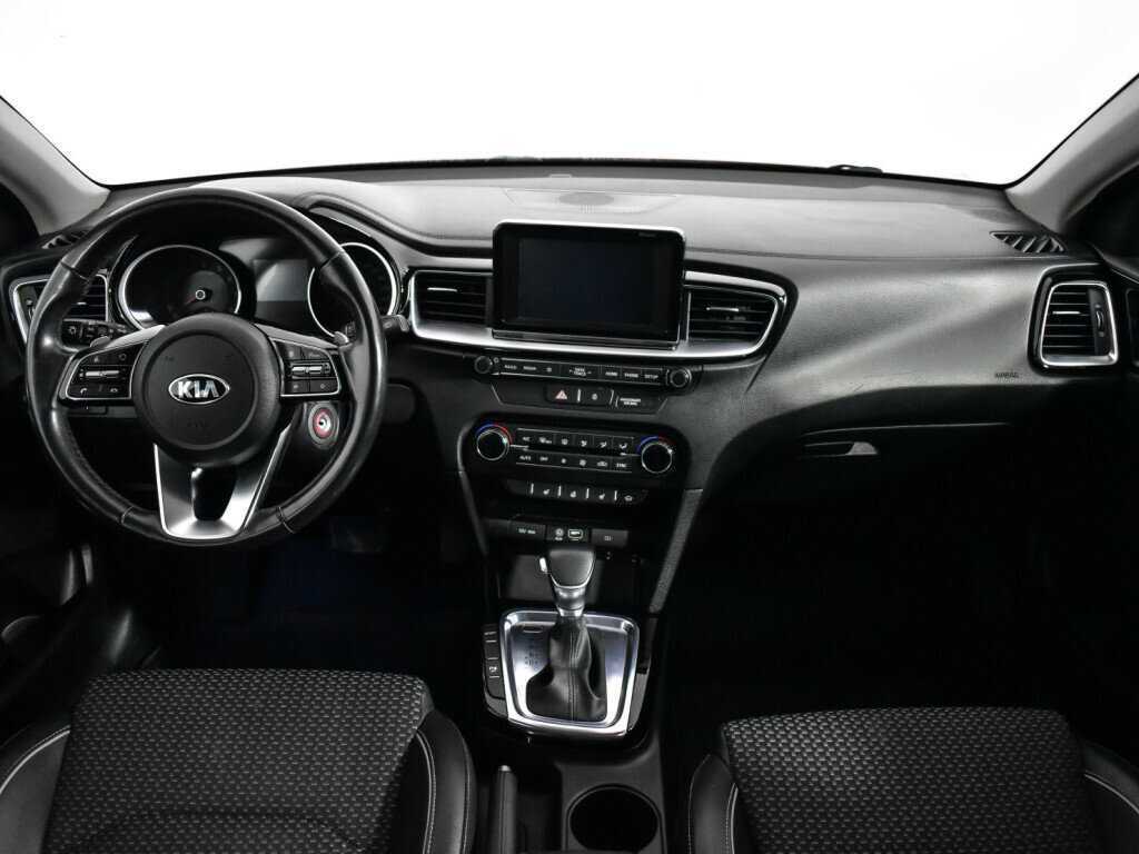 Kia Ceed 2018 года с пробегом. Фото: #11