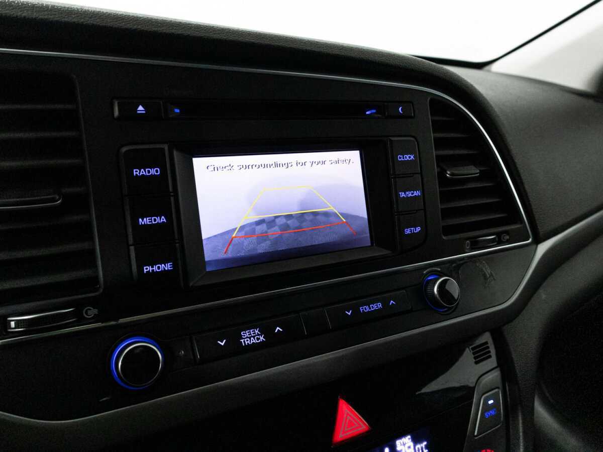 Hyundai Elantra 2017 года с пробегом. Фото: #15