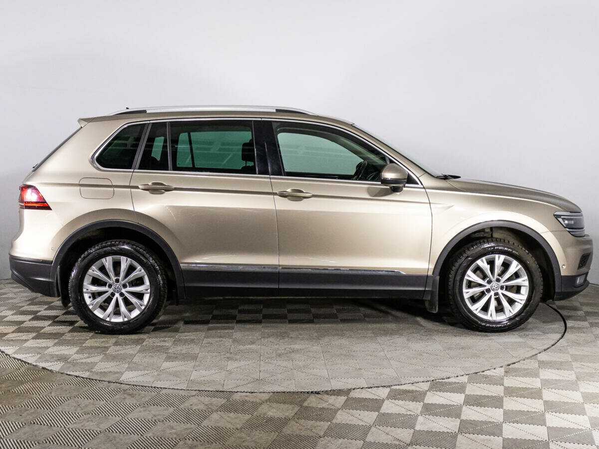 Volkswagen Tiguan 2017 года с пробегом. Фото: #3
