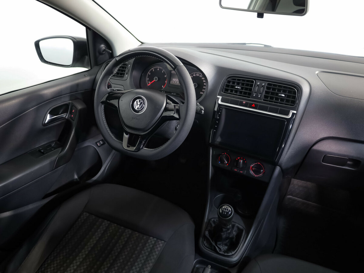 Volkswagen Polo 2018 года с пробегом. Фото: #6