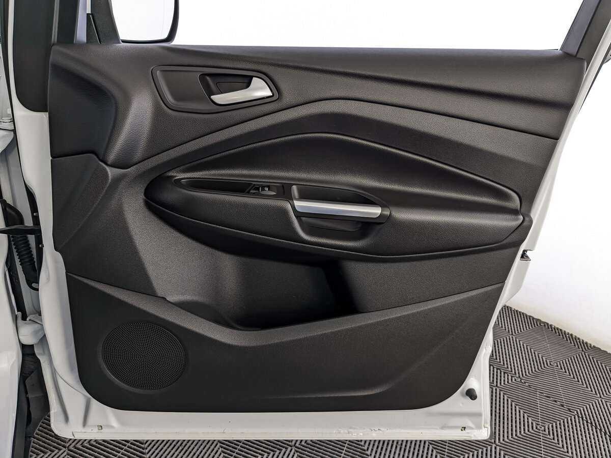 Ford Kuga 2018 года с пробегом. Фото: #20