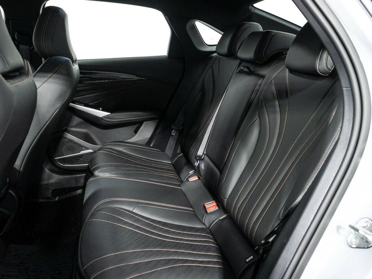 Geely Preface 2024 года с пробегом. Фото: #8