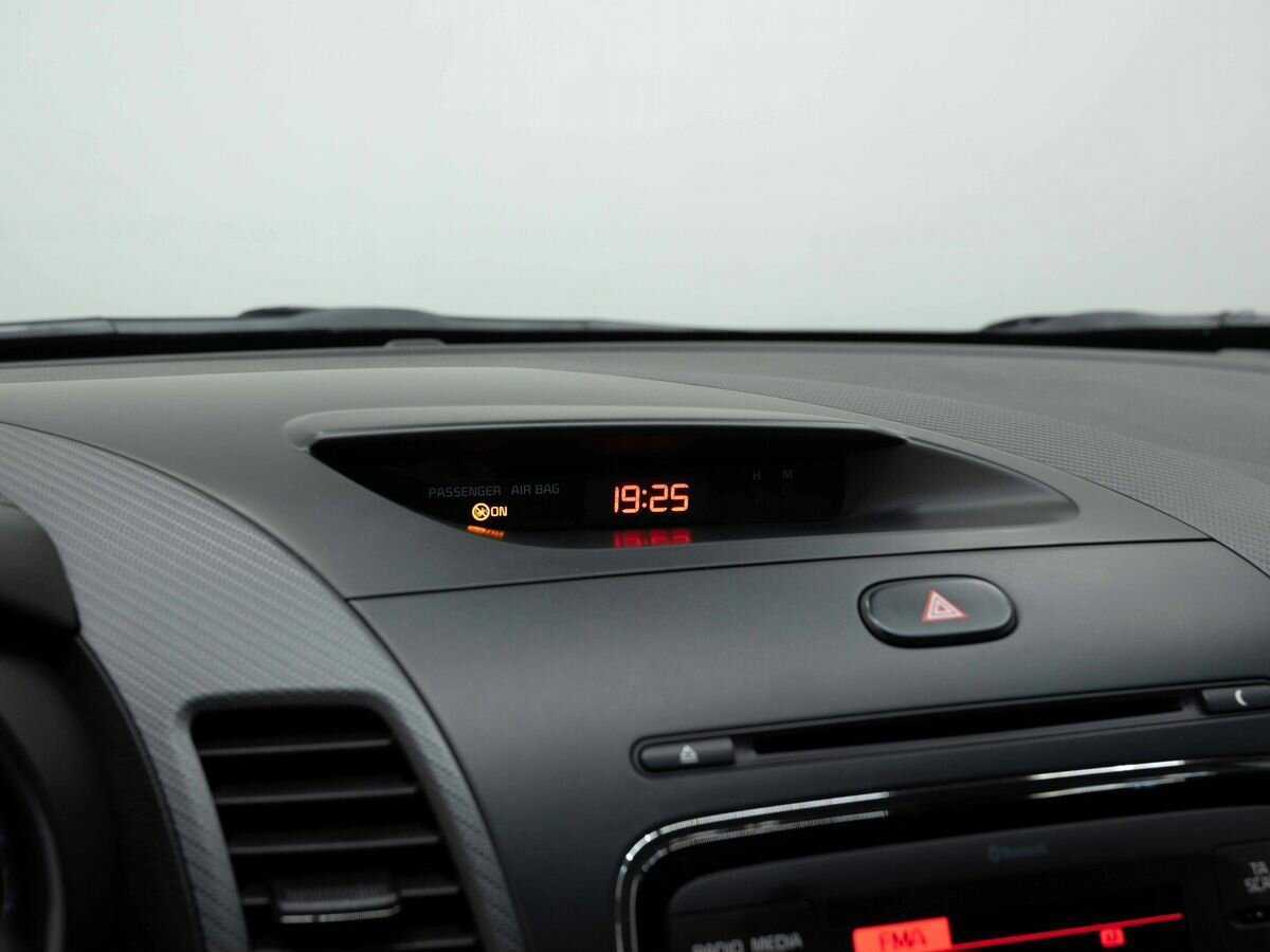 Kia Cerato 2019 года с пробегом. Фото: #19