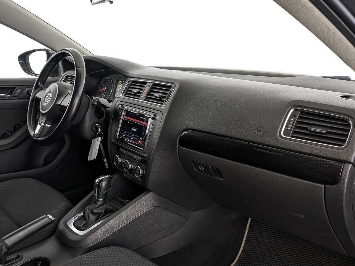 Volkswagen Jetta 2012 года с пробегом. Фото: #7
