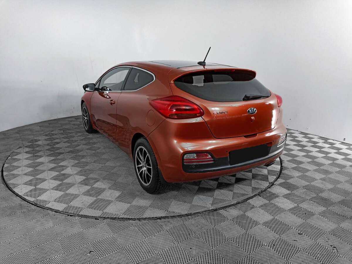 Kia Ceed 2013 года с пробегом. Фото: #6