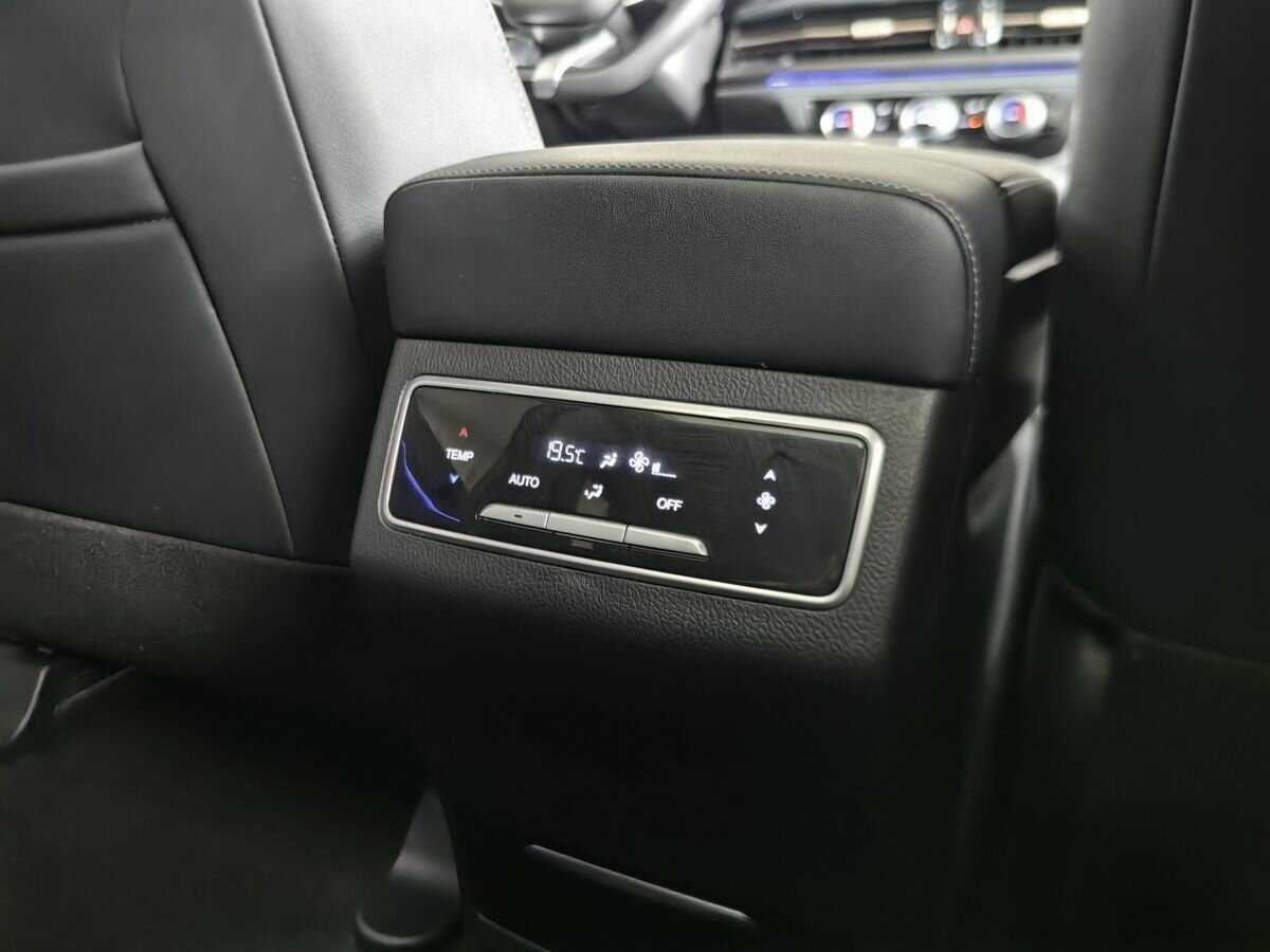 Changan CS95 2023 года с пробегом. Фото: #25