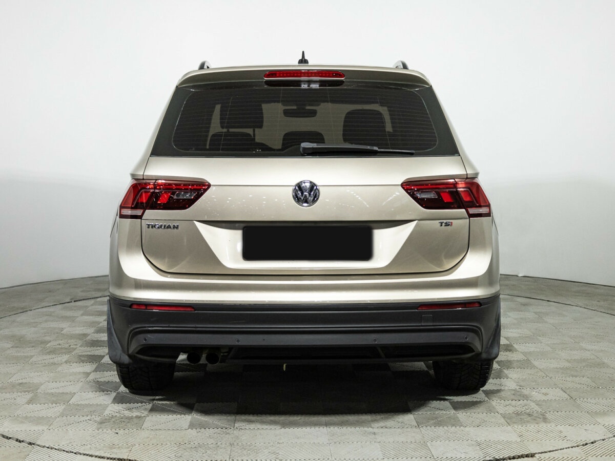 Volkswagen Tiguan 2017 года с пробегом. Фото: #4