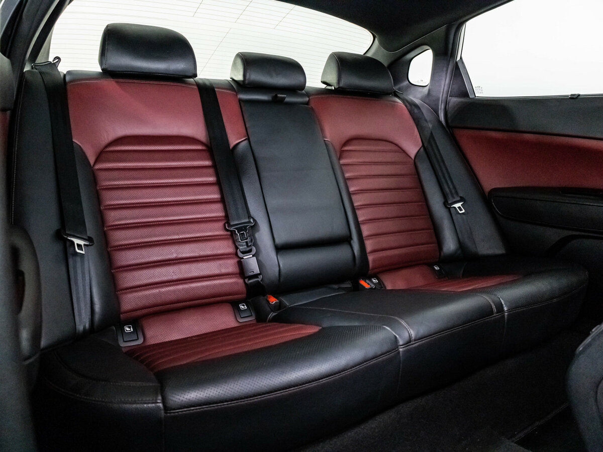 Kia Optima 2018 года с пробегом. Фото: #25