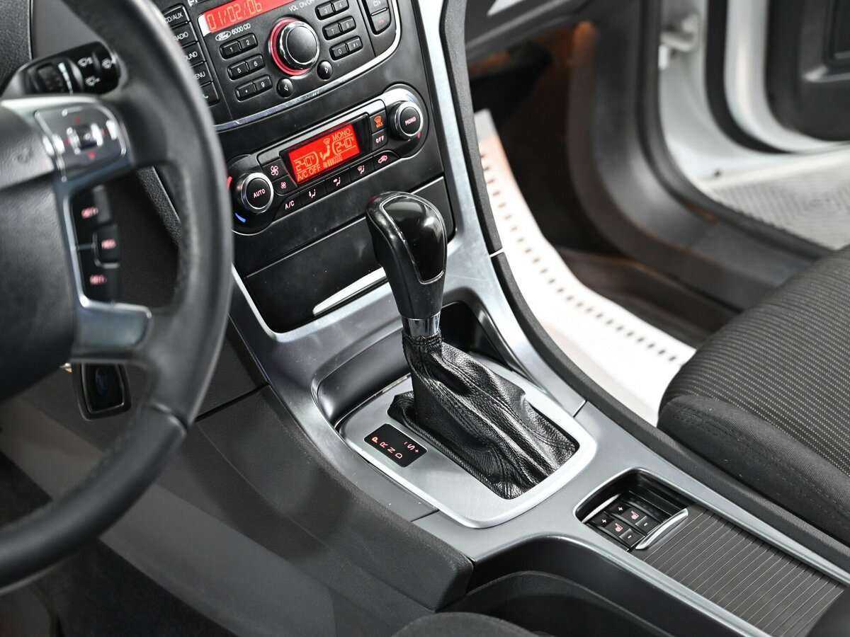 Ford Mondeo 2013 года с пробегом. Фото: #12