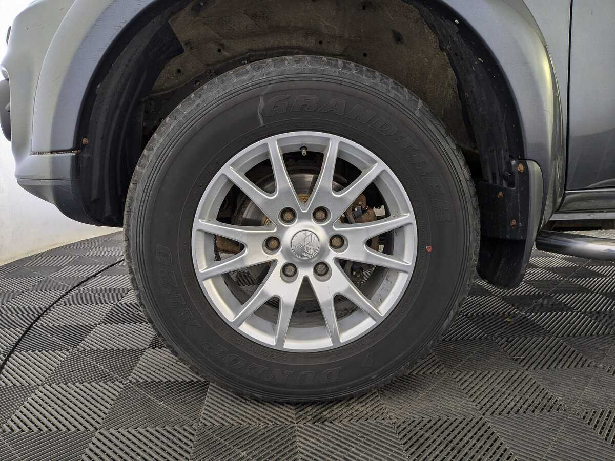 Mitsubishi Pajero Sport 2013 года с пробегом. Фото: #11