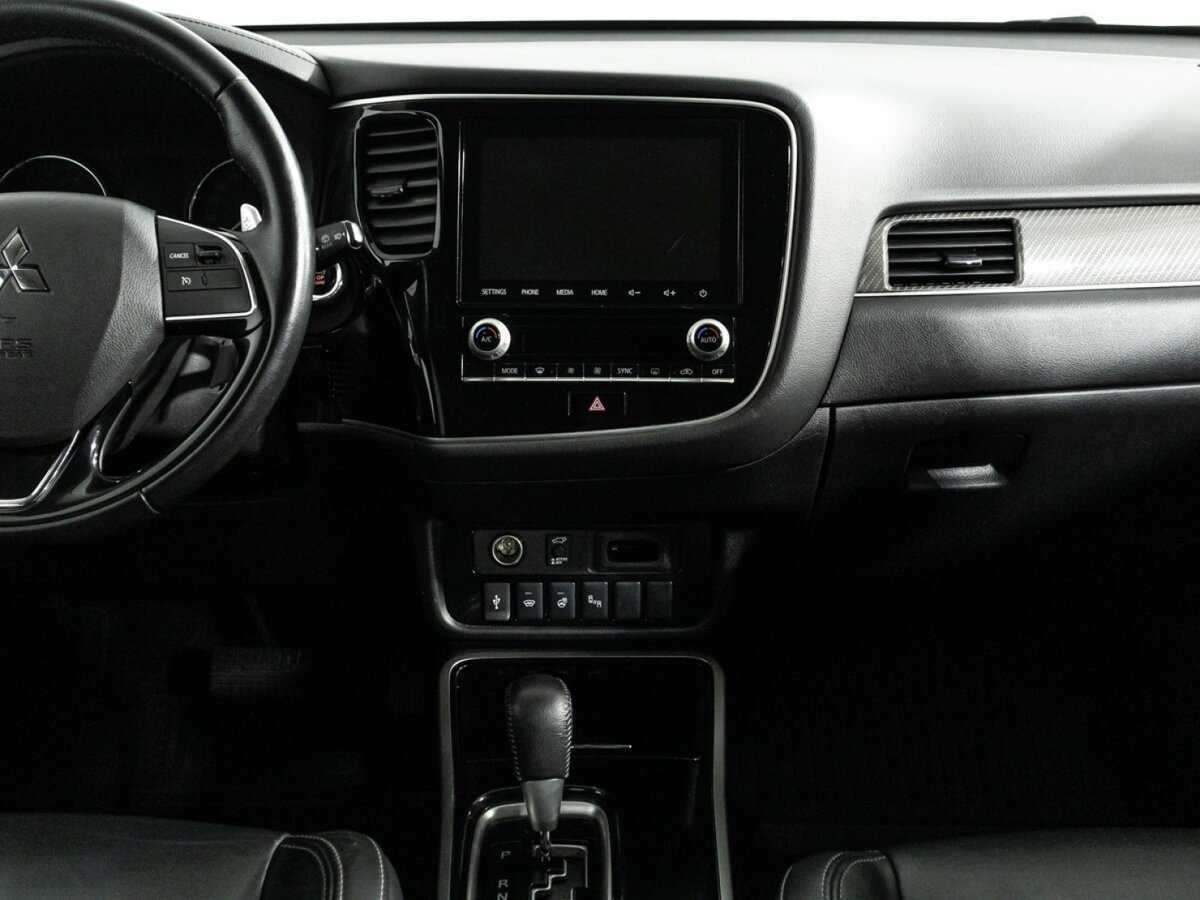 Mitsubishi Outlander 2020 года с пробегом. Фото: #13
