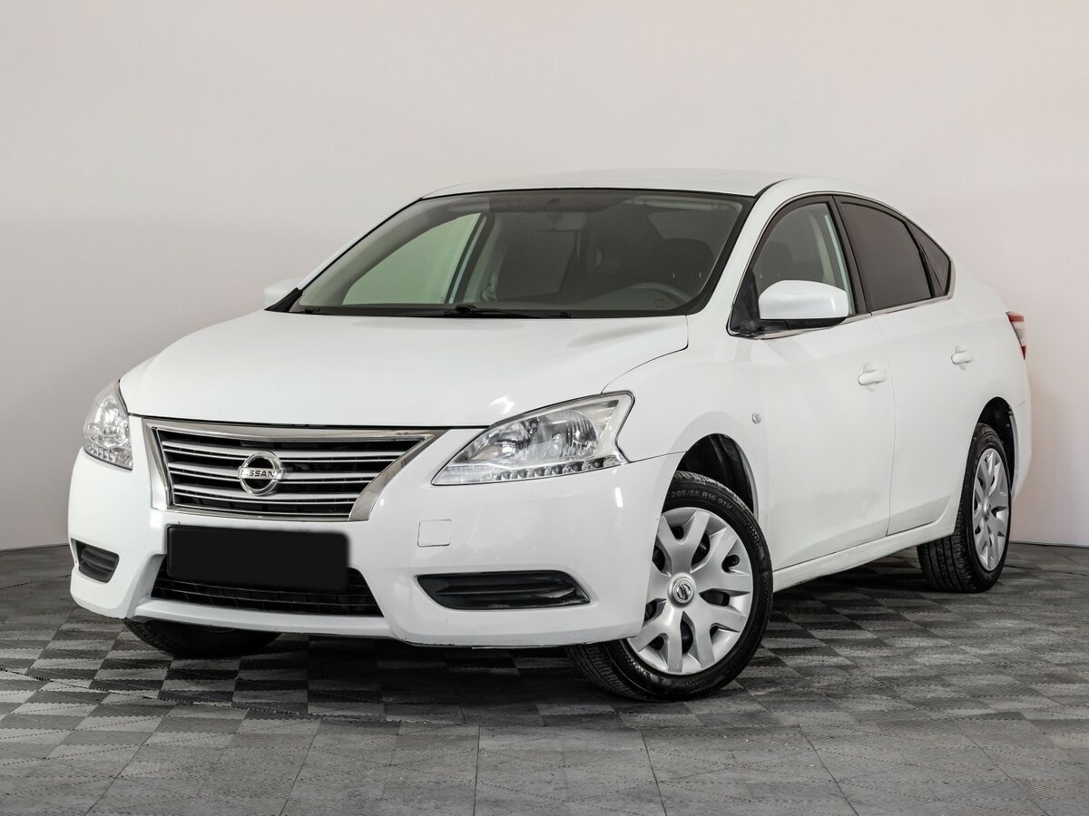 Nissan Sentra 2015 года с пробегом. Посмотреть фото