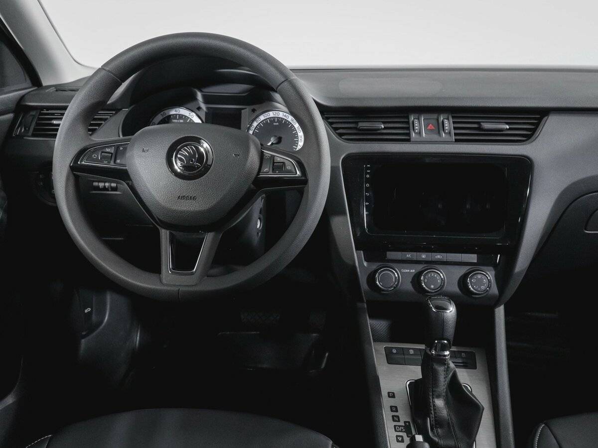 Skoda Octavia 2023 года с пробегом. Фото: #8